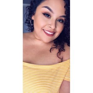 Meet your Posher, Jessenia